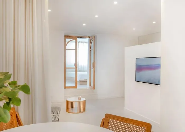 Apartment Ray *